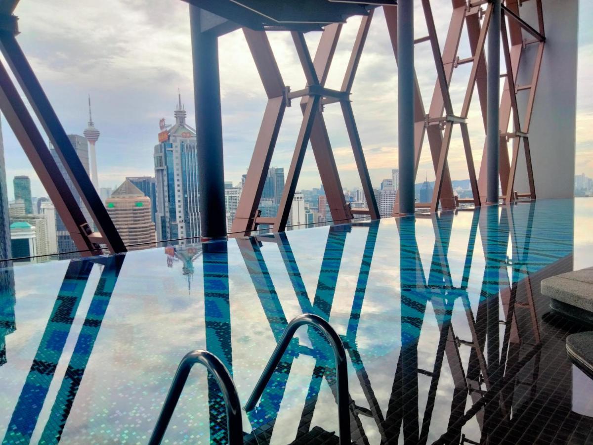 Scarletz Suites Klcc I Homebrickz Kuala Lumpur Exteriör bild