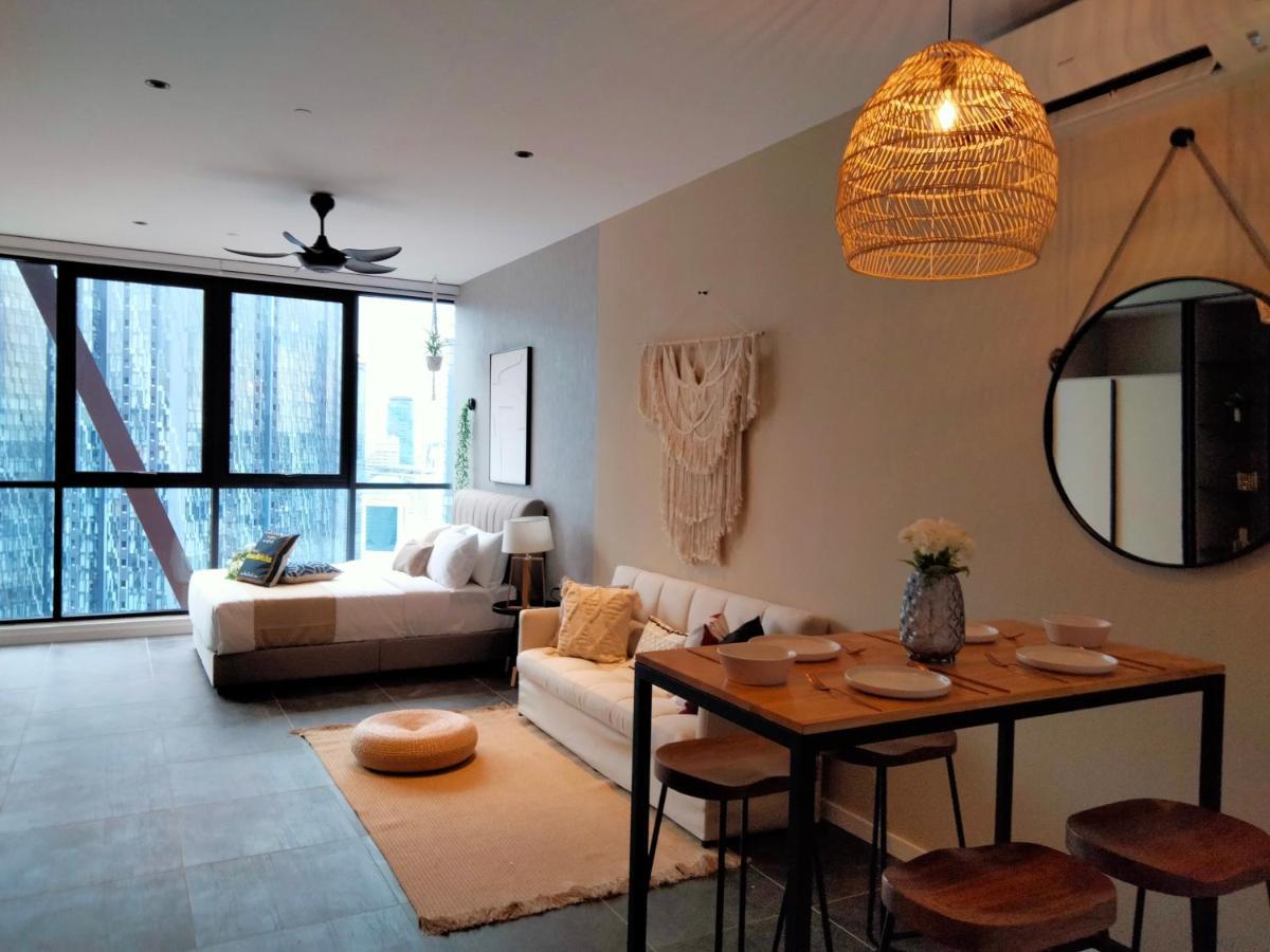 Scarletz Suites Klcc I Homebrickz Kuala Lumpur Exteriör bild