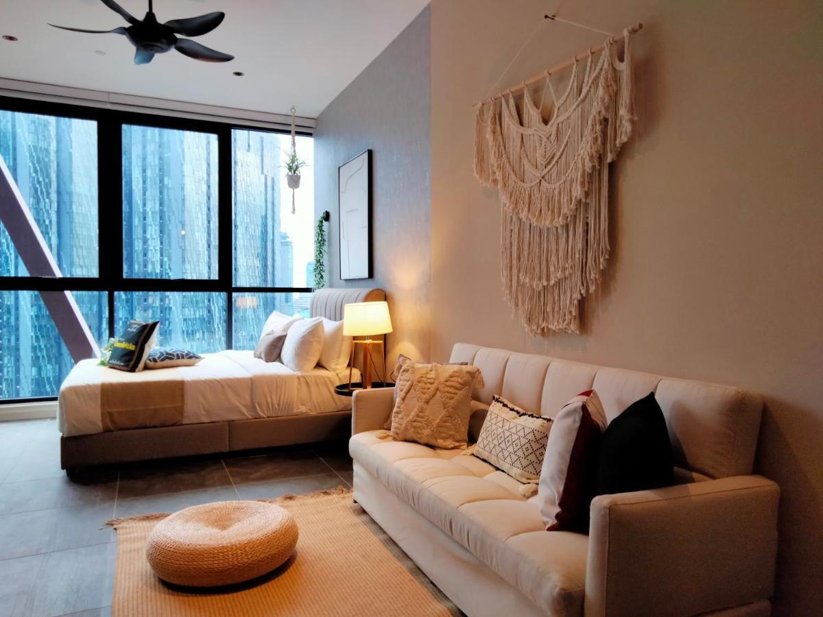 Scarletz Suites Klcc I Homebrickz Kuala Lumpur Exteriör bild