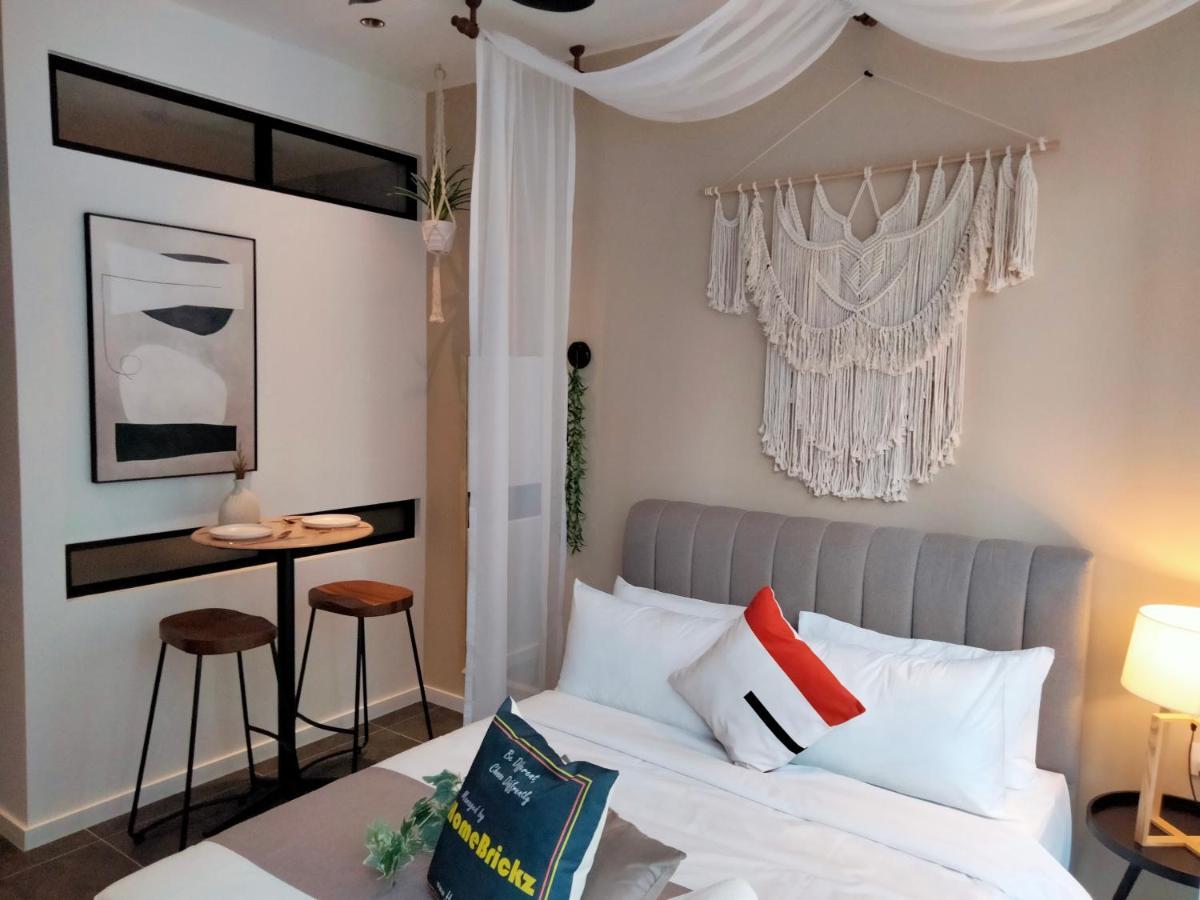 Scarletz Suites Klcc I Homebrickz Kuala Lumpur Exteriör bild
